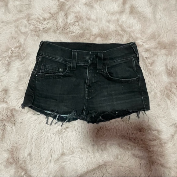 Stylish Black Denim Women Shorts - Picture 1 of 4